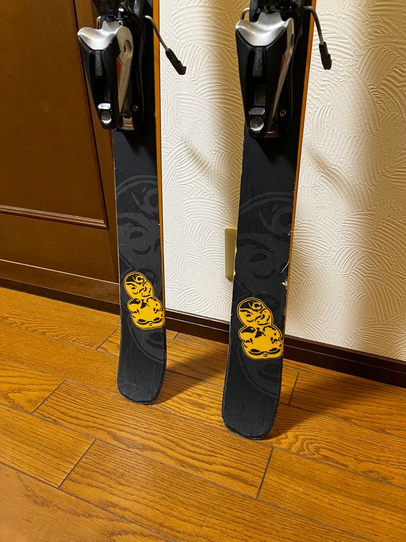 りくにぃ　フィッシャー　Fischer フリースタイルスキー　riu