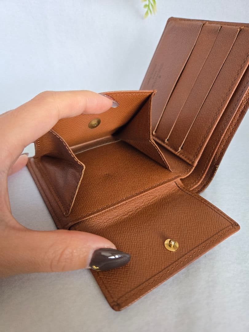 ☆Louis Vuitton ルイヴィトン モノグラム 二つ折り財布 コンパクト