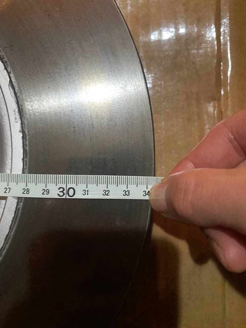  純正　ブレーキキャリパー