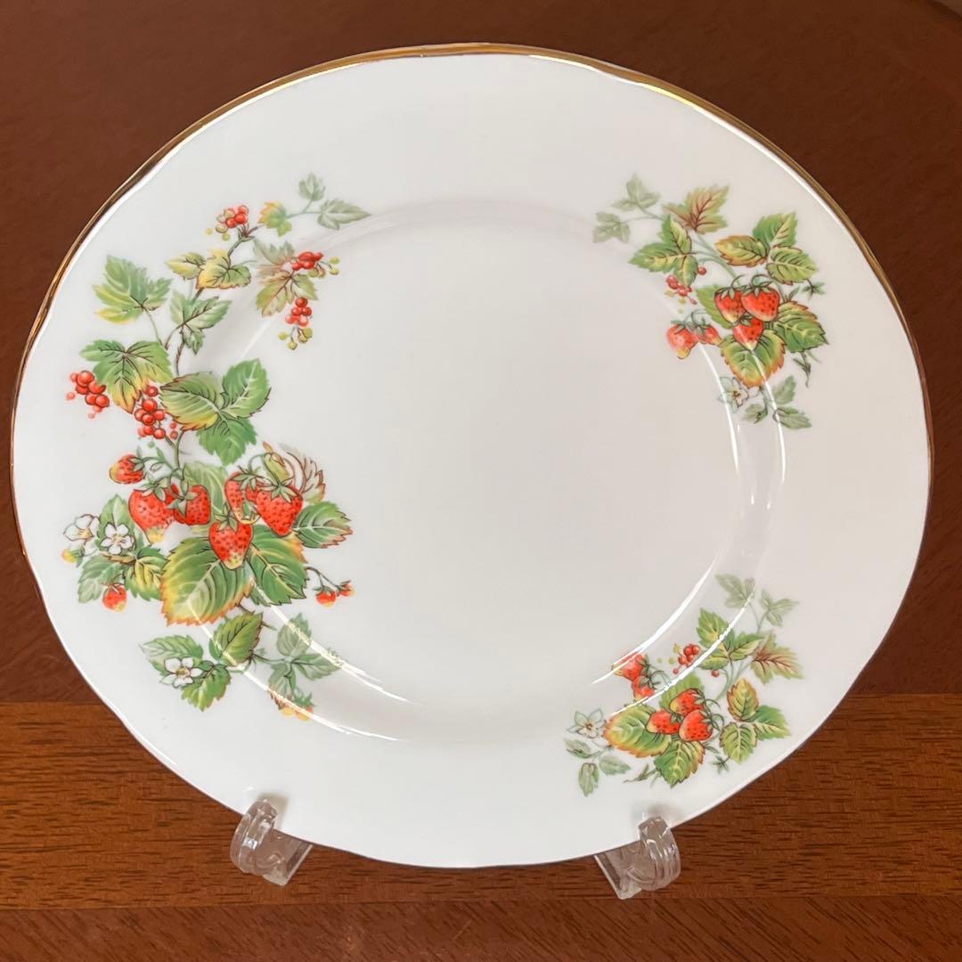 【英国ビンテージ】ダッチェス★ワイルドベリー★トリオ