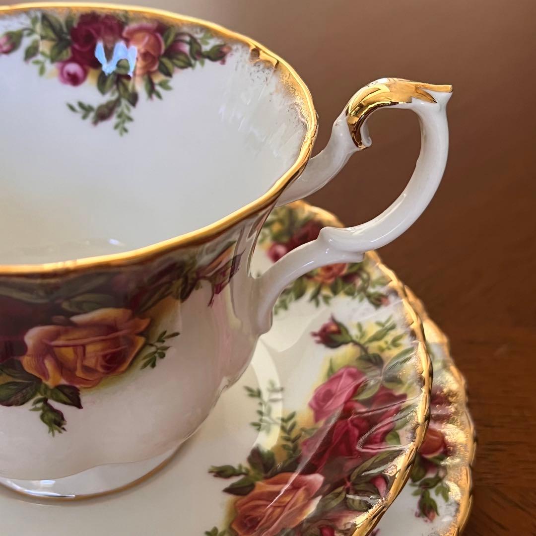 【英国ビンテージ】ロイヤルアルバート★オールドカントリーローズ★トリオ➕ワン