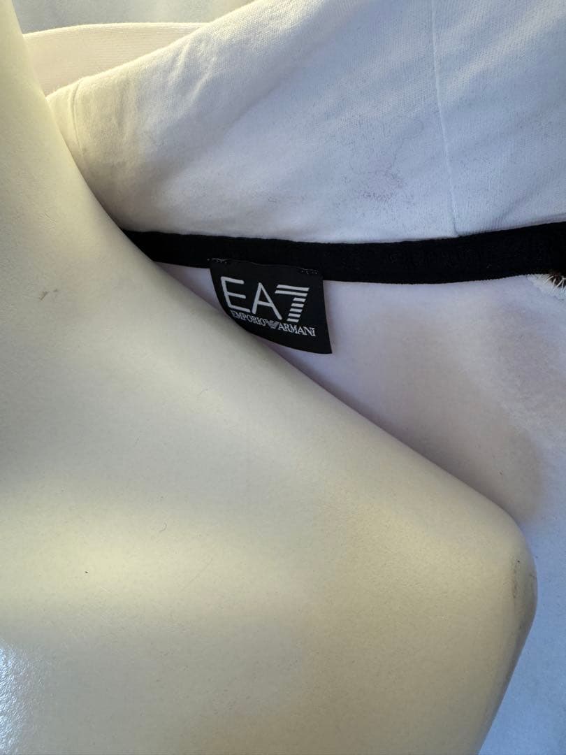 EA7 EMPORIO ARMANI 袖ロゴラインL（XL）ほぼ新品