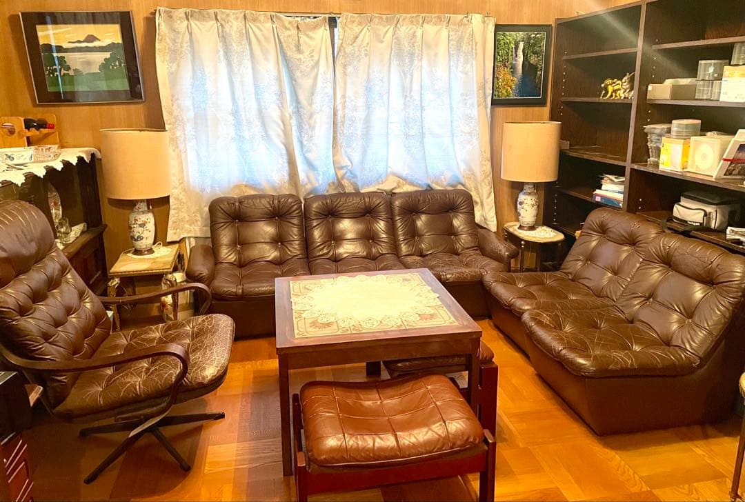 ヴィンテージ ソファ＋オットマン、テーブル