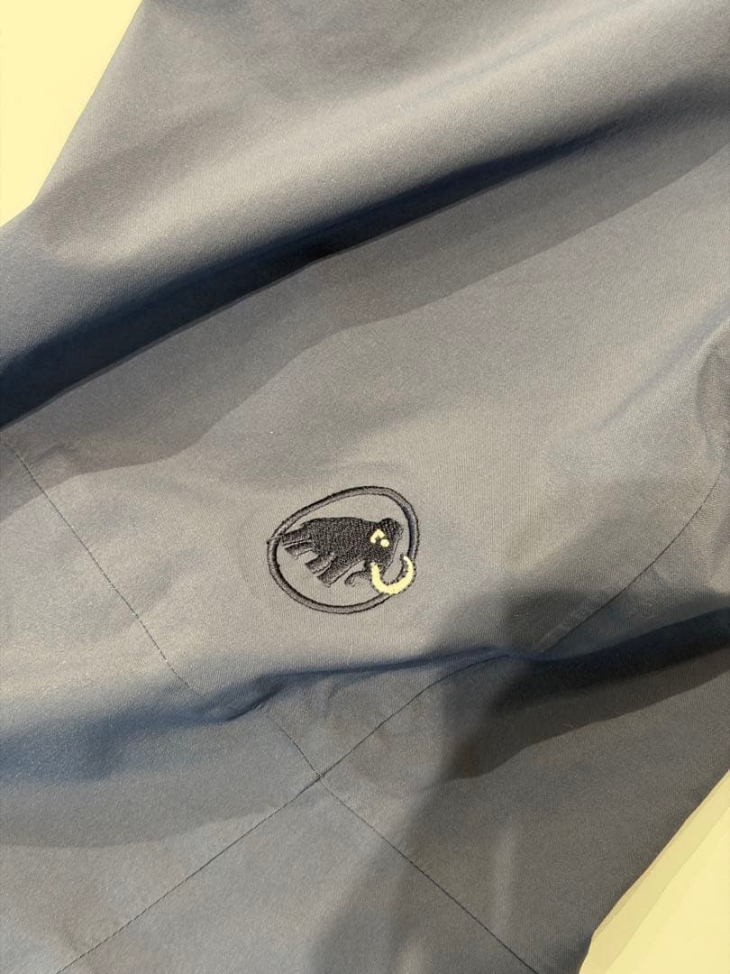 マムート　ビブパンツ　ゴアテックスプロ