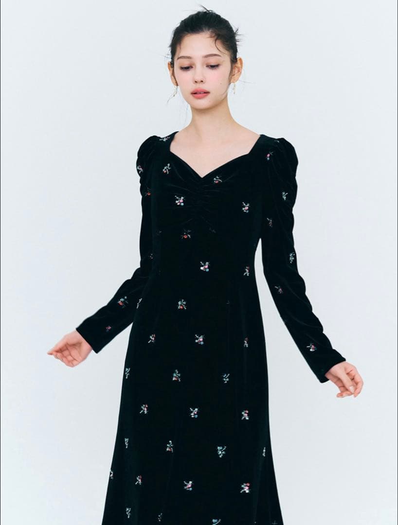 CELFORD 花柄刺繍ベロアワンピース BLK 38(M)