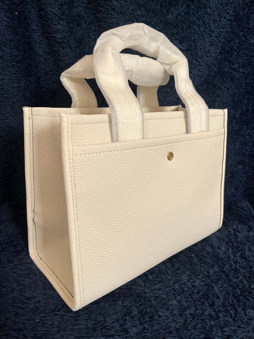 【新品未使用】COACH カーゴ トートバッグ 26 2way レザー　チョーク