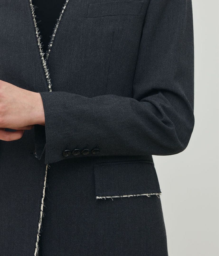 今期25冬新作未使用タグ付きDESPRESデプレノーカラージャケット