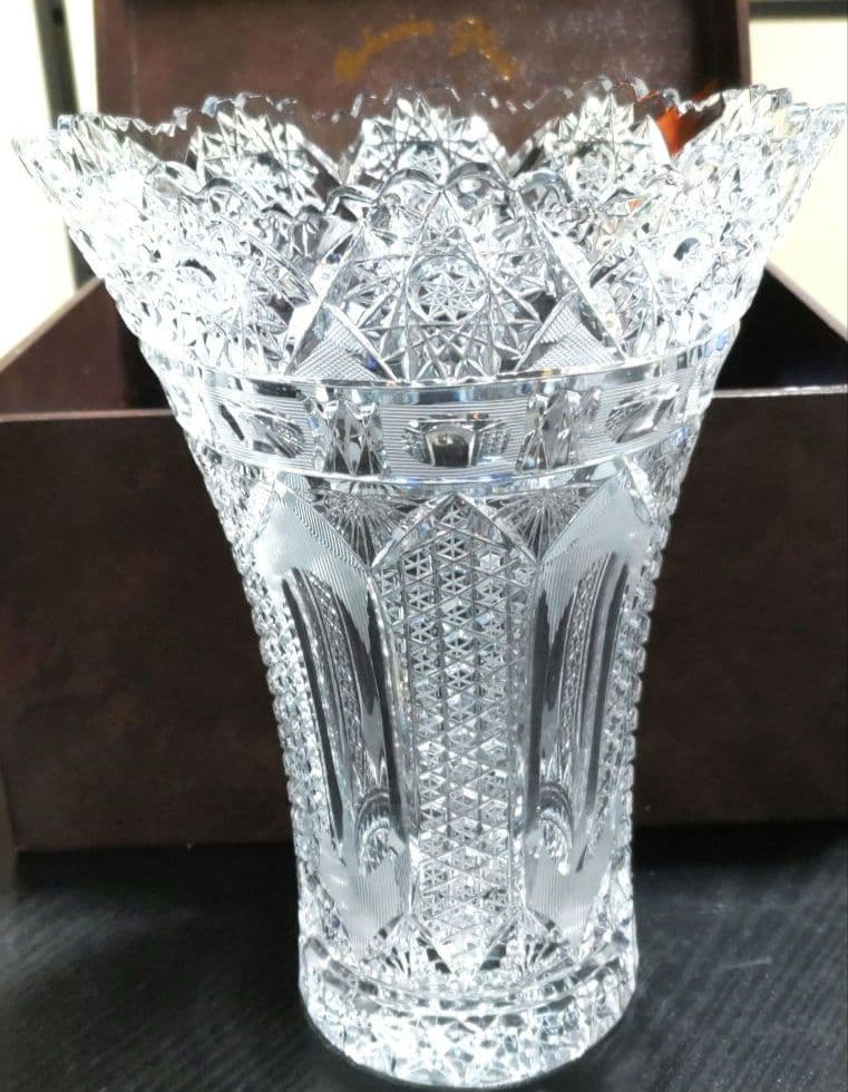 ボヘミアグラス　フラワーベース　チェコスロバキア製