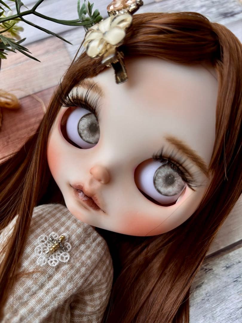 カスタムアイシードール　ネオサイズ　白肌　本体のみ