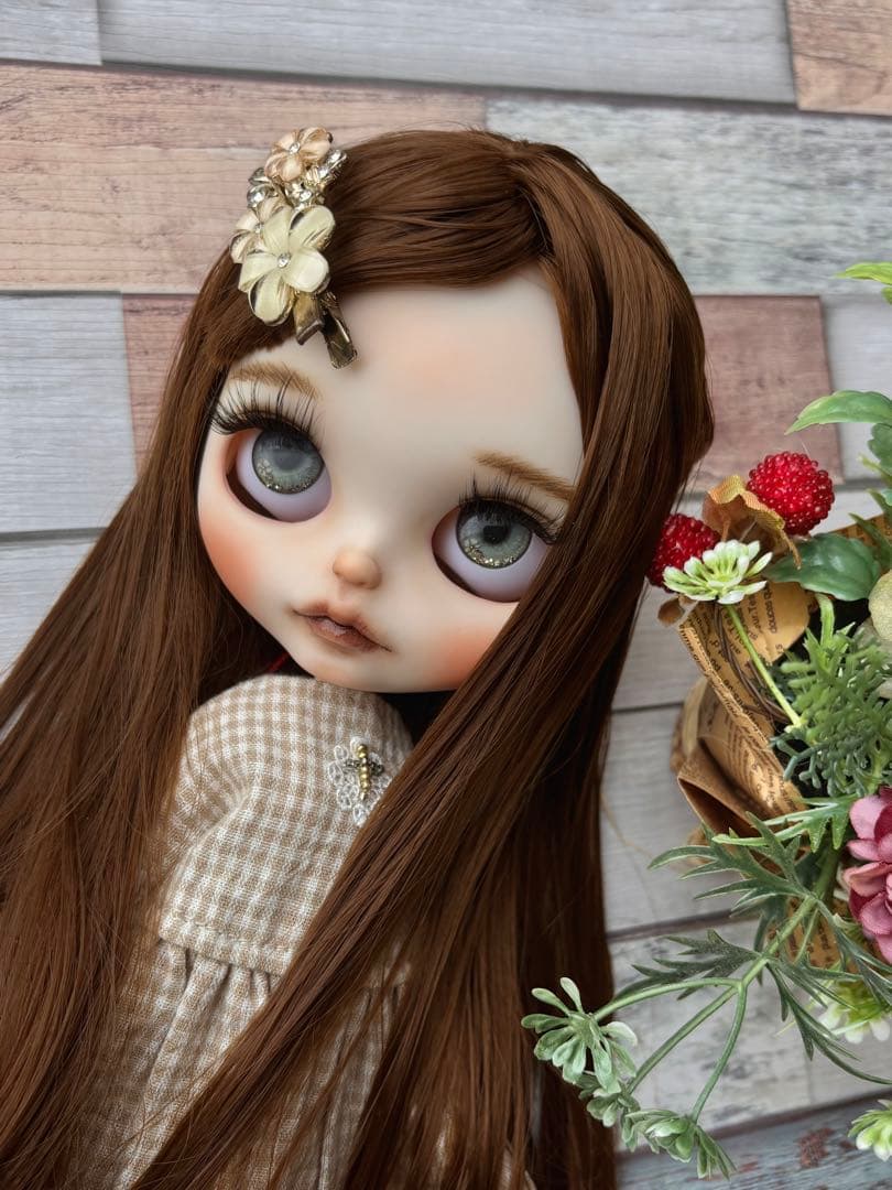 カスタムアイシードール　ネオサイズ　白肌　本体のみ