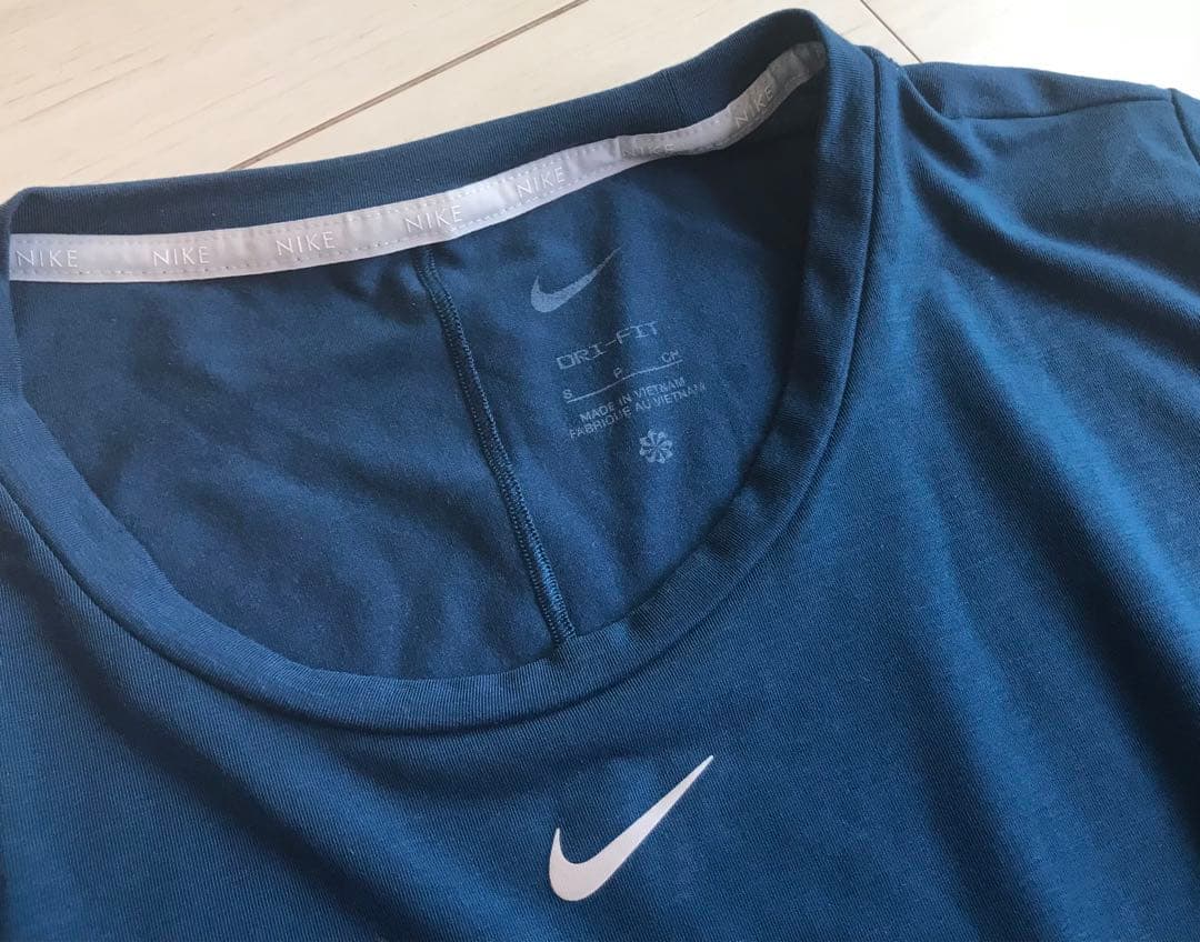 美品＊NIKEナイキ＊ゆったりテニストップス&ビクトリースコート上下セットアップ