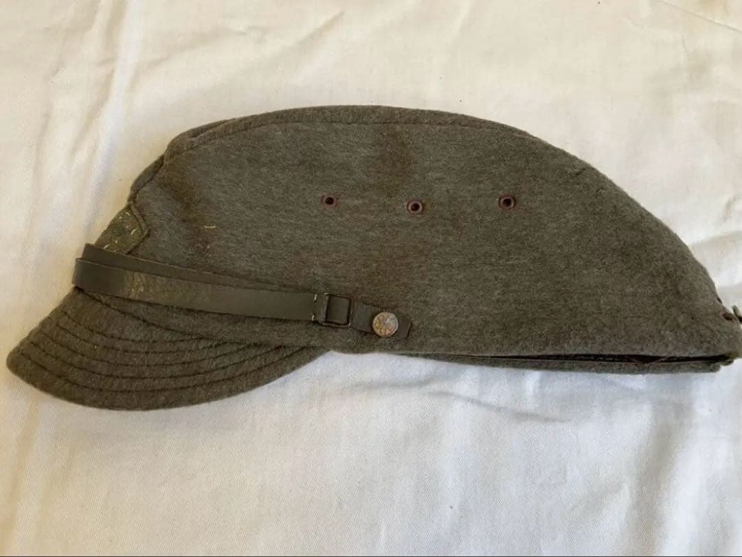 旧日本軍陸軍将校冬用略帽前星章欠なるもサイズ大きめ58〜後調節紐60cmまで可能