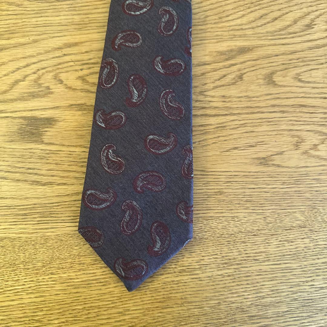 kiton セッテピエゲ ネクタイ