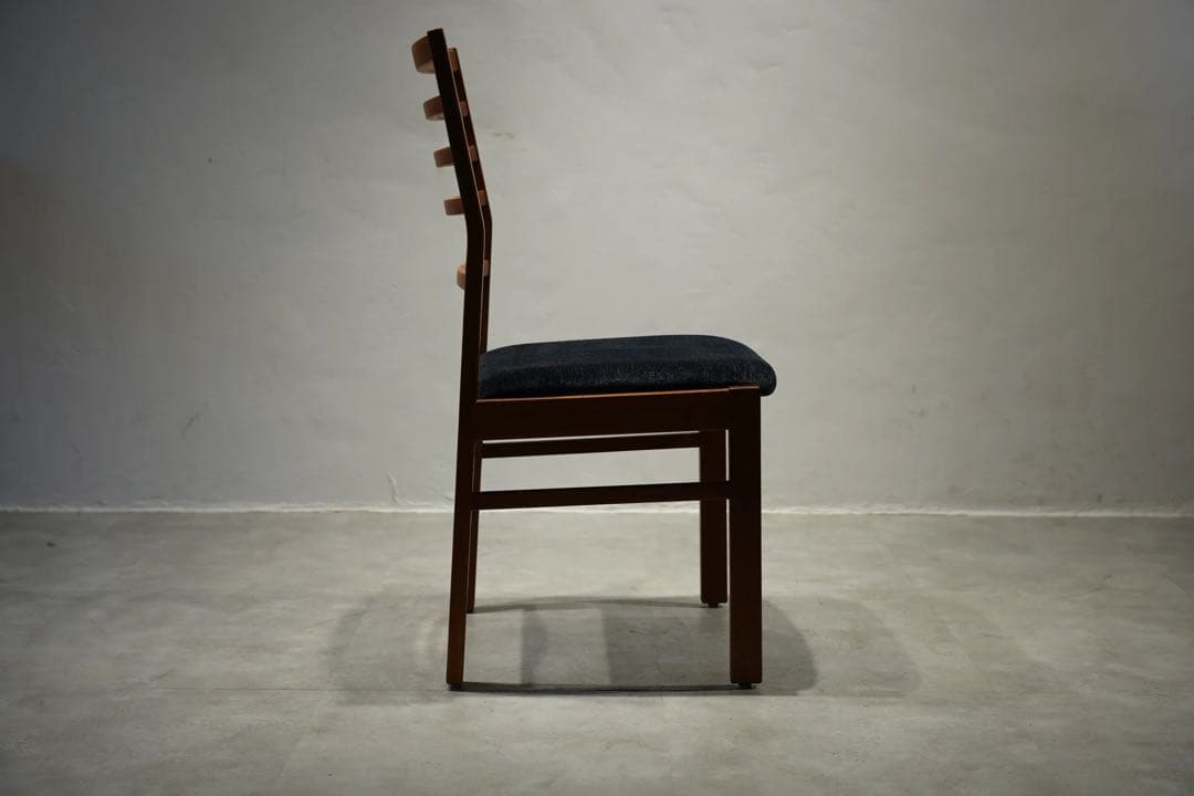 チーク材　ビンテージチェア　良好　北欧　椅子