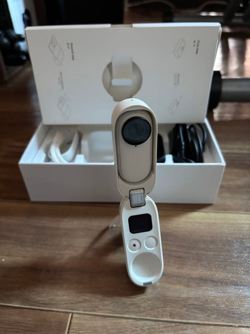 ビデオカメラ Insta 360 go 2