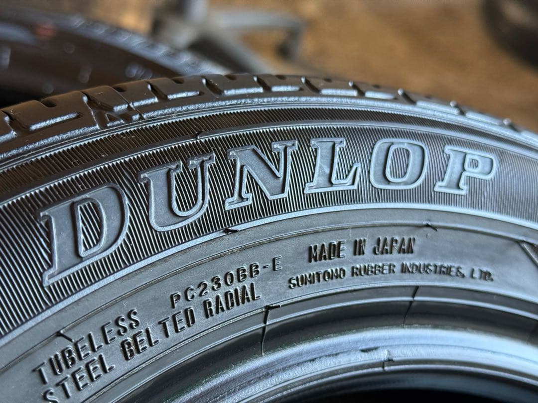 タイヤ・ホイール (521)155/65R14 DUNLOP EC202