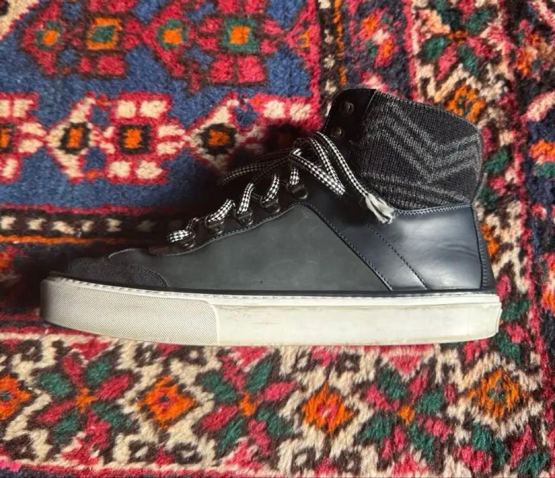 ルイヴィトン　ハイカットスニーカー 黒 レザー