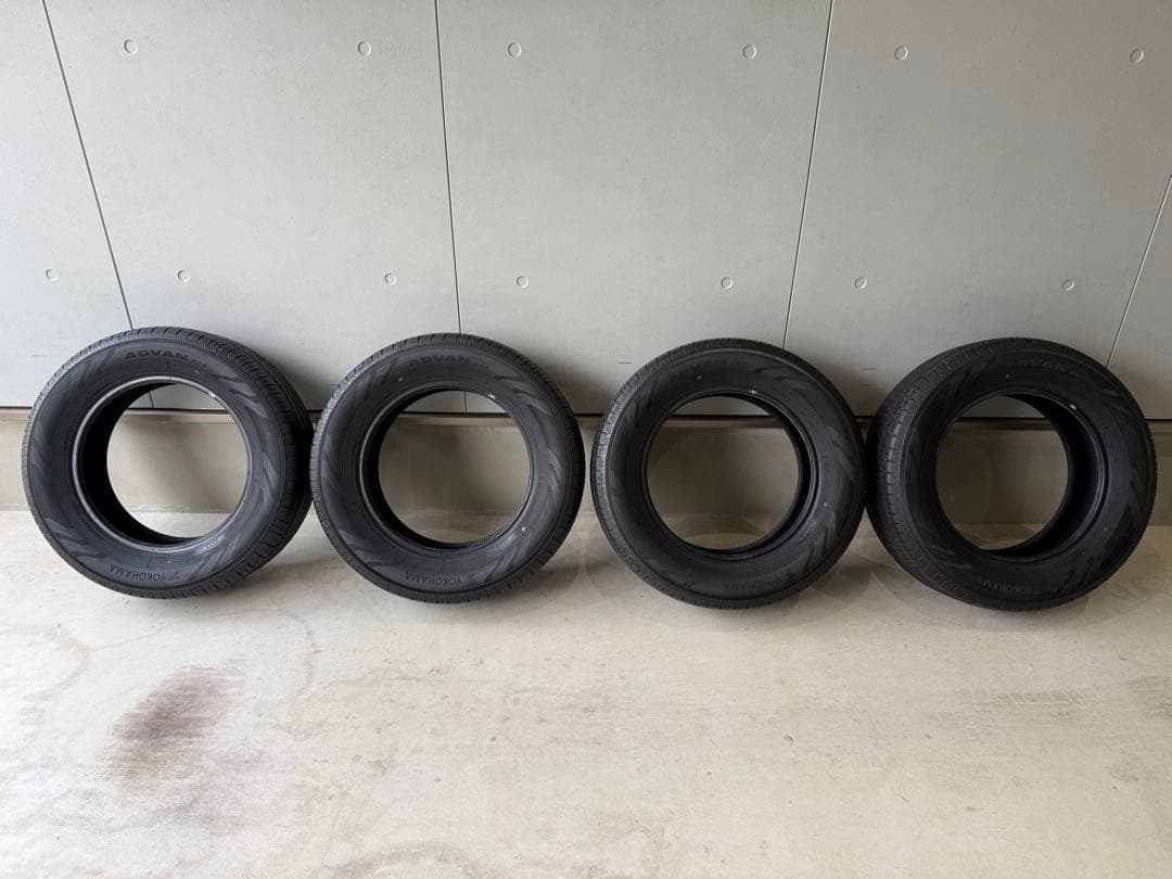 ヨコハマ ADVAN V03 225/65R17 40アルファード 新車外し