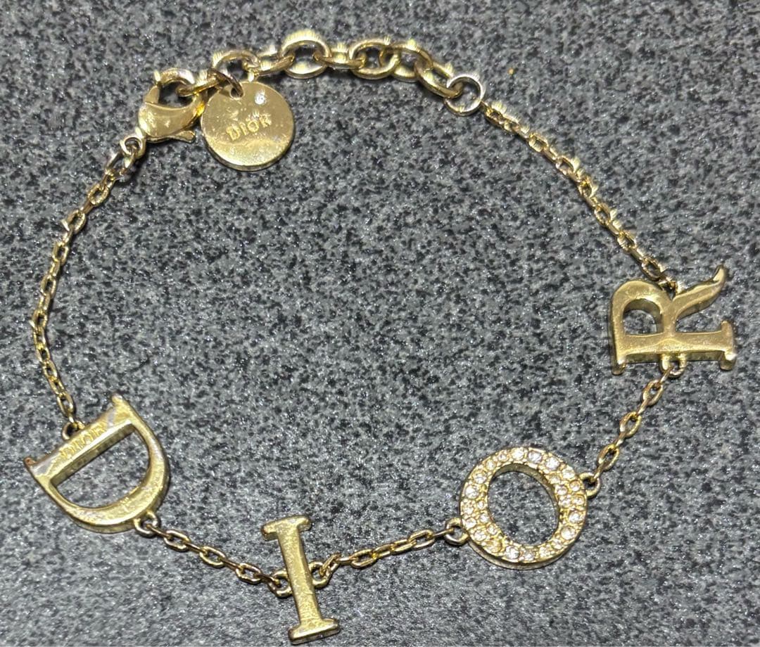 Dior ゴールド ロゴブレスレット