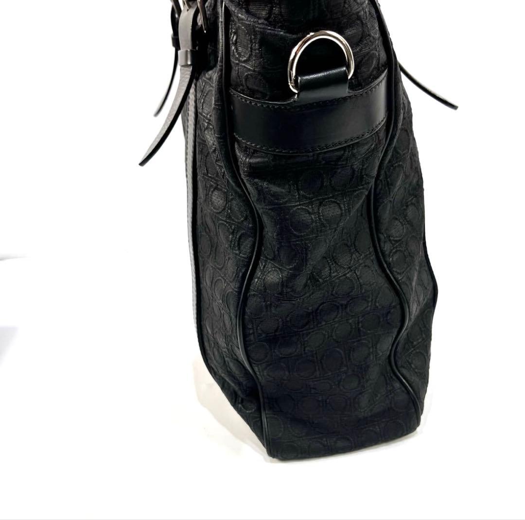 サルバトーレフェラガモトートバッグショルダーバッグ2wayレザー本革ガンチーニ