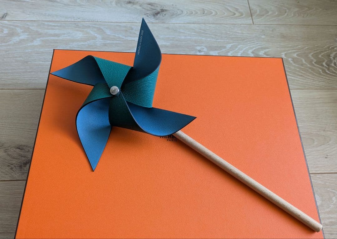 エルメス 風車 オブジェ