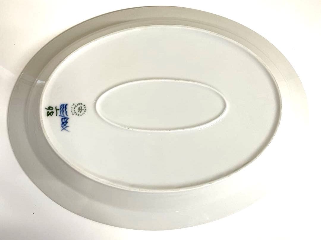 【美品】コペンハーゲン ブルーフルーテッド プレイン オーバルプレート33cm