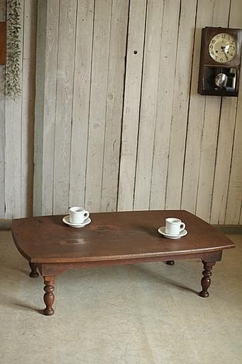 味のある木製の折り畳みテーブル　ちゃぶ台