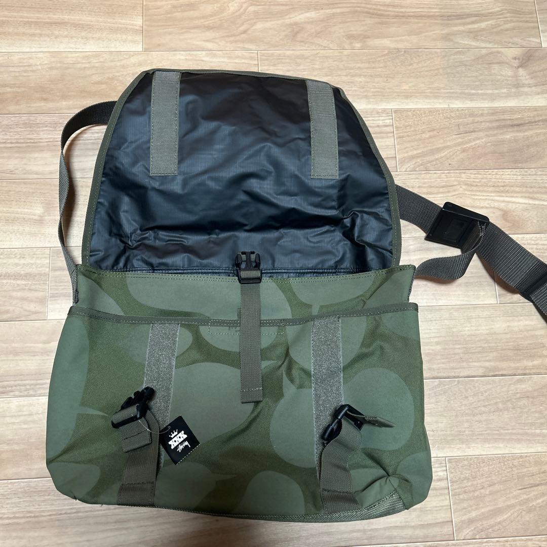 old stussy ステューシー　オリーブ　メッセンジャーバッグ　古着　y2k