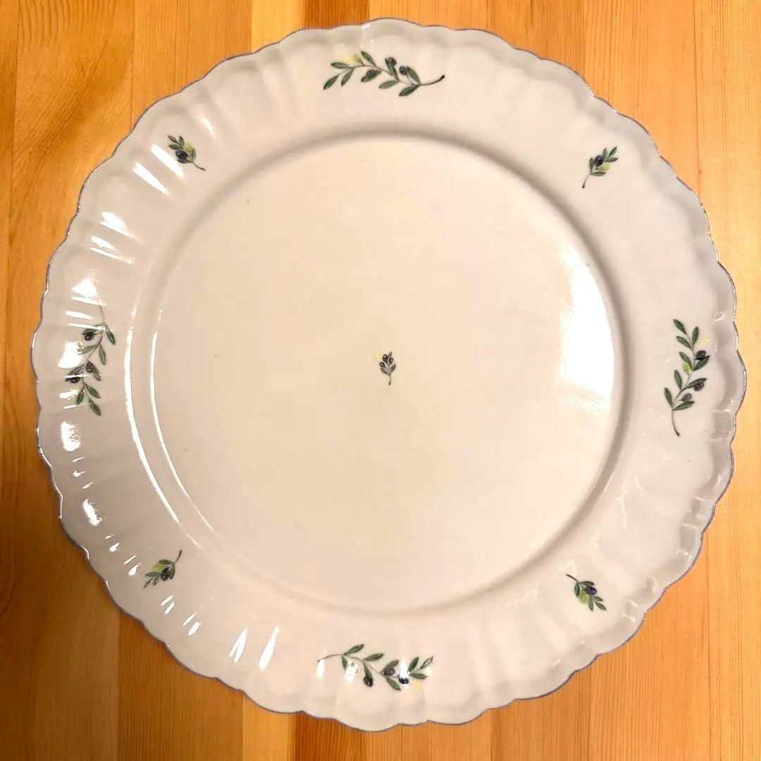 新品未使用♡阿部慎太朗 オリーブフリルリム皿 8寸