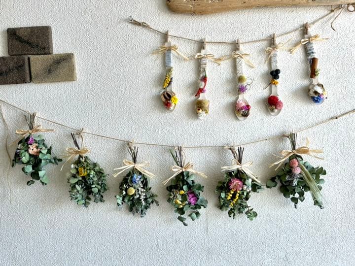 グリーンホワイトドライフラワーガーランド