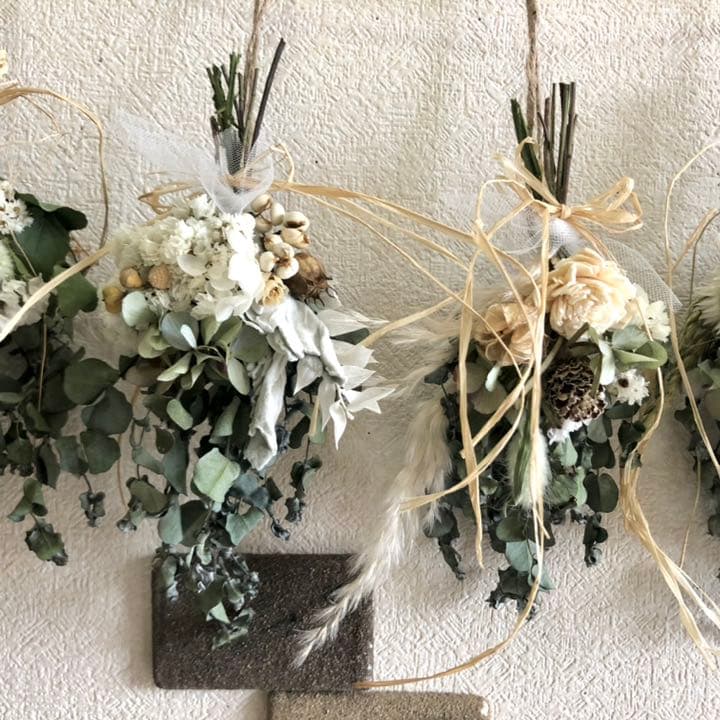 グリーンホワイトドライフラワーガーランド