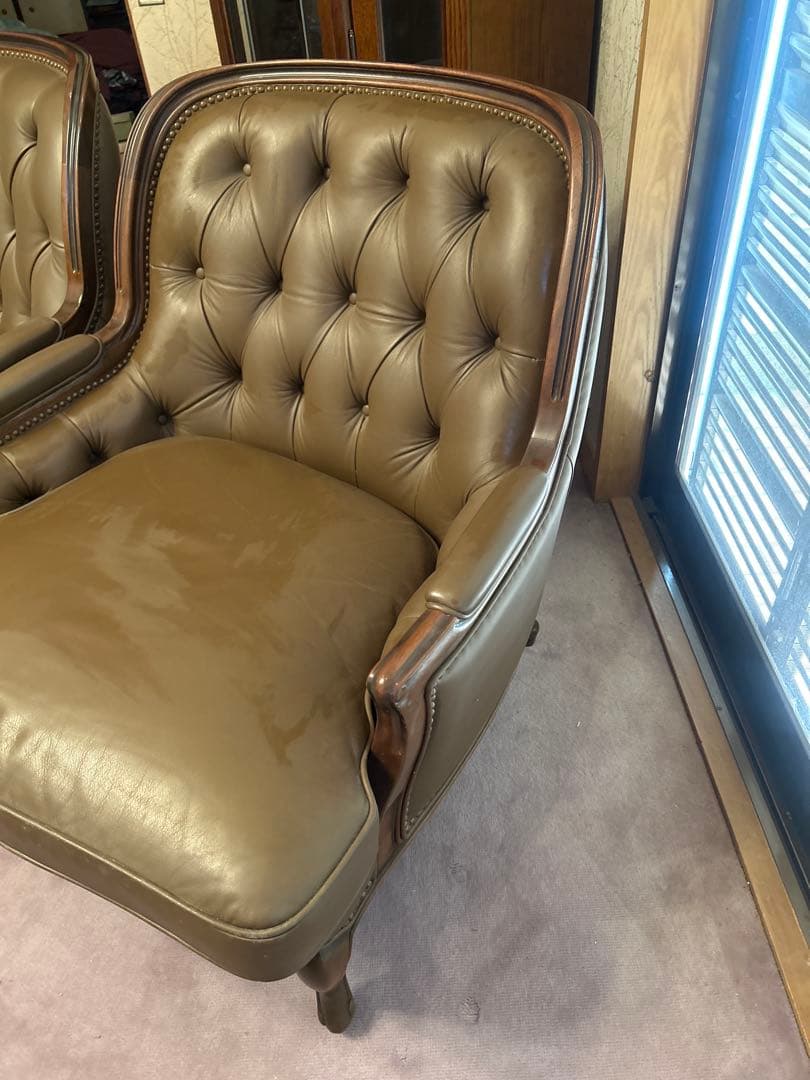 本革 クラシック 1人掛けソファ｜鋲打ち 猫脚 アンティーク調 高級家具