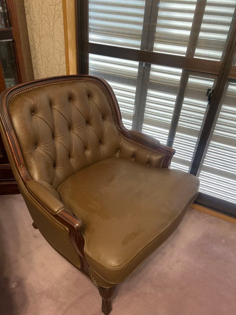 本革 クラシック 1人掛けソファ｜鋲打ち 猫脚 アンティーク調 高級家具