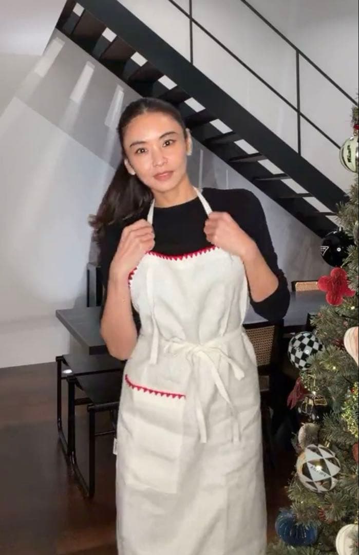 【新品】【新作】エプロン　TAKIMAKI ホワイト　クロス付