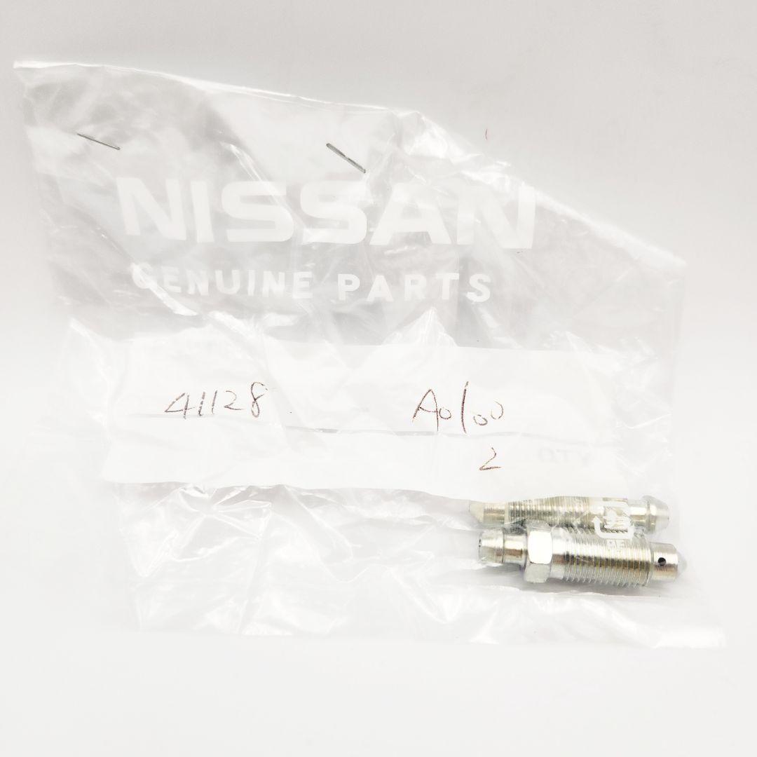 NISSAN R32 GTS系 フロントキャリパー 純正部品セット