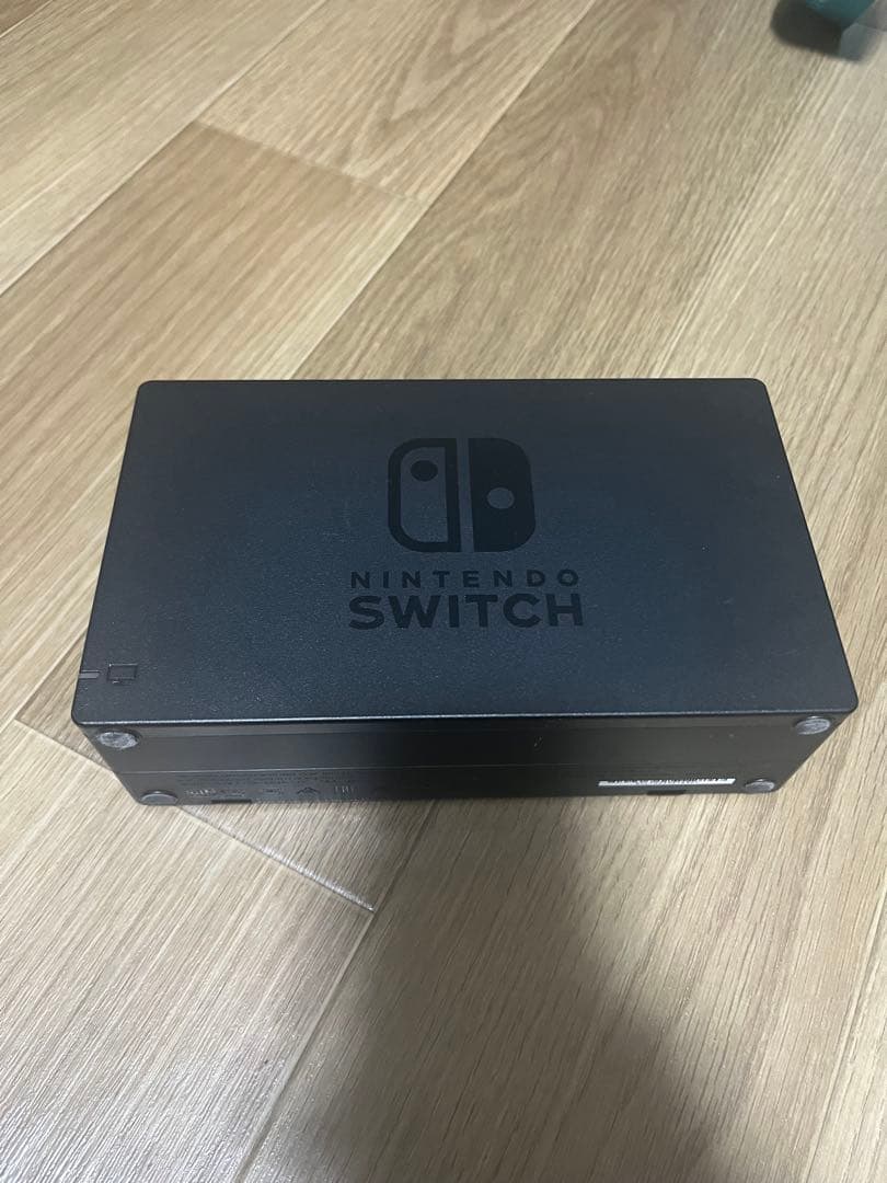 任天堂　Nintendo Switch 完品&Switchケース　未使用セット