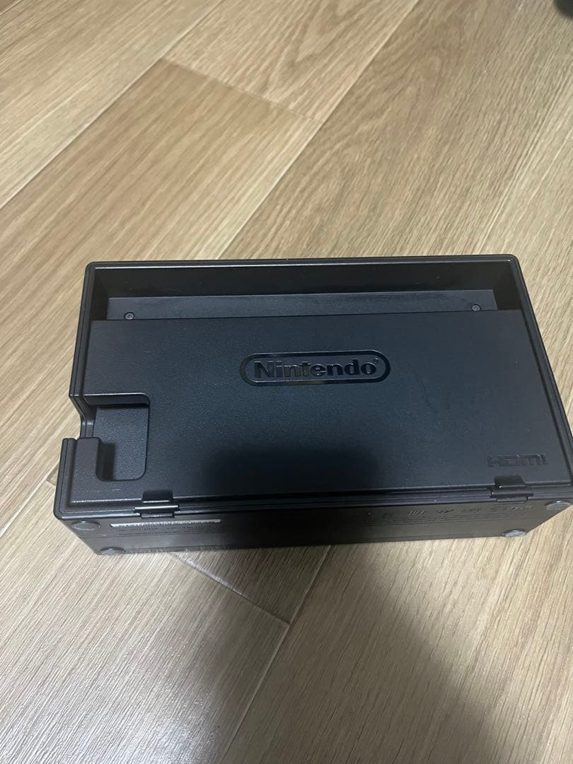 任天堂　Nintendo Switch 完品&Switchケース　未使用セット