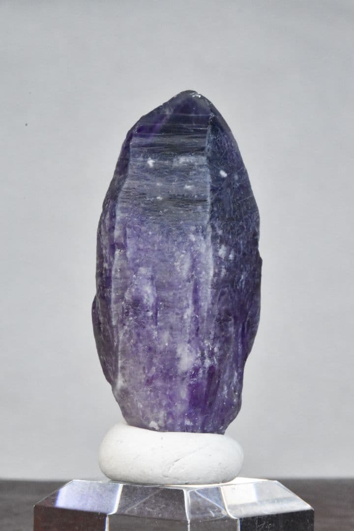 ナイジェリア Tutu cliffs産 アメジストポイント02