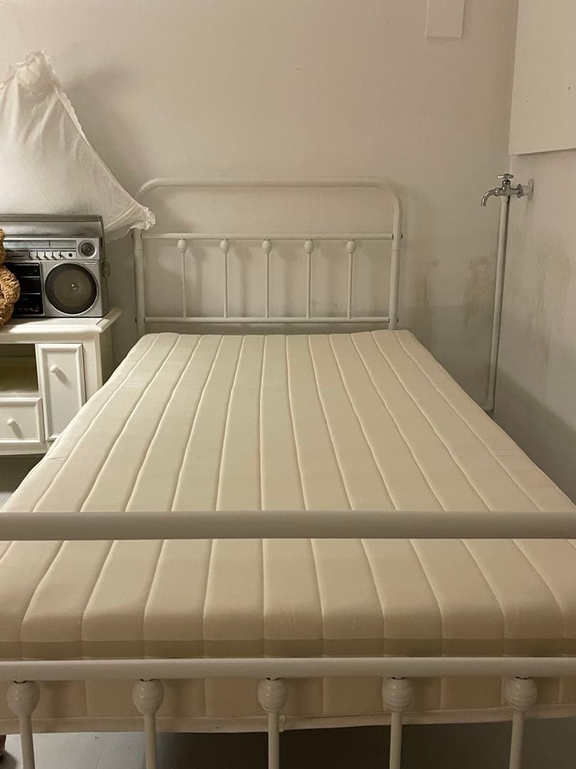シングルベッドホワイト　マットレス付き大阪　引き取り限定
