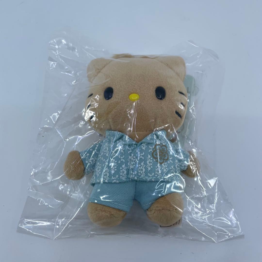 新品未開封 日焼けハローキティキーホルダー　カハラホテル 夏限定品