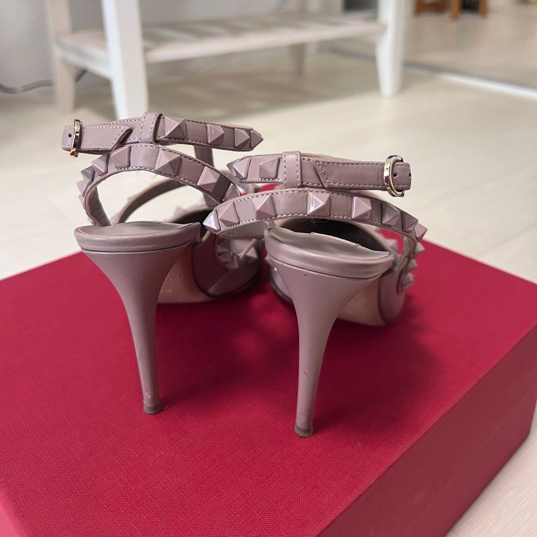 美品　ヴァレンティノガラヴァーニ　ロック　スタッズ　パンプス　37.5