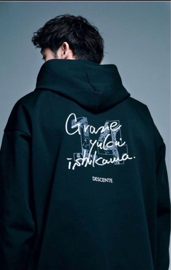 石川祐希　DESCENTE コラボ パーカー　デサント　バレーボール日本代表