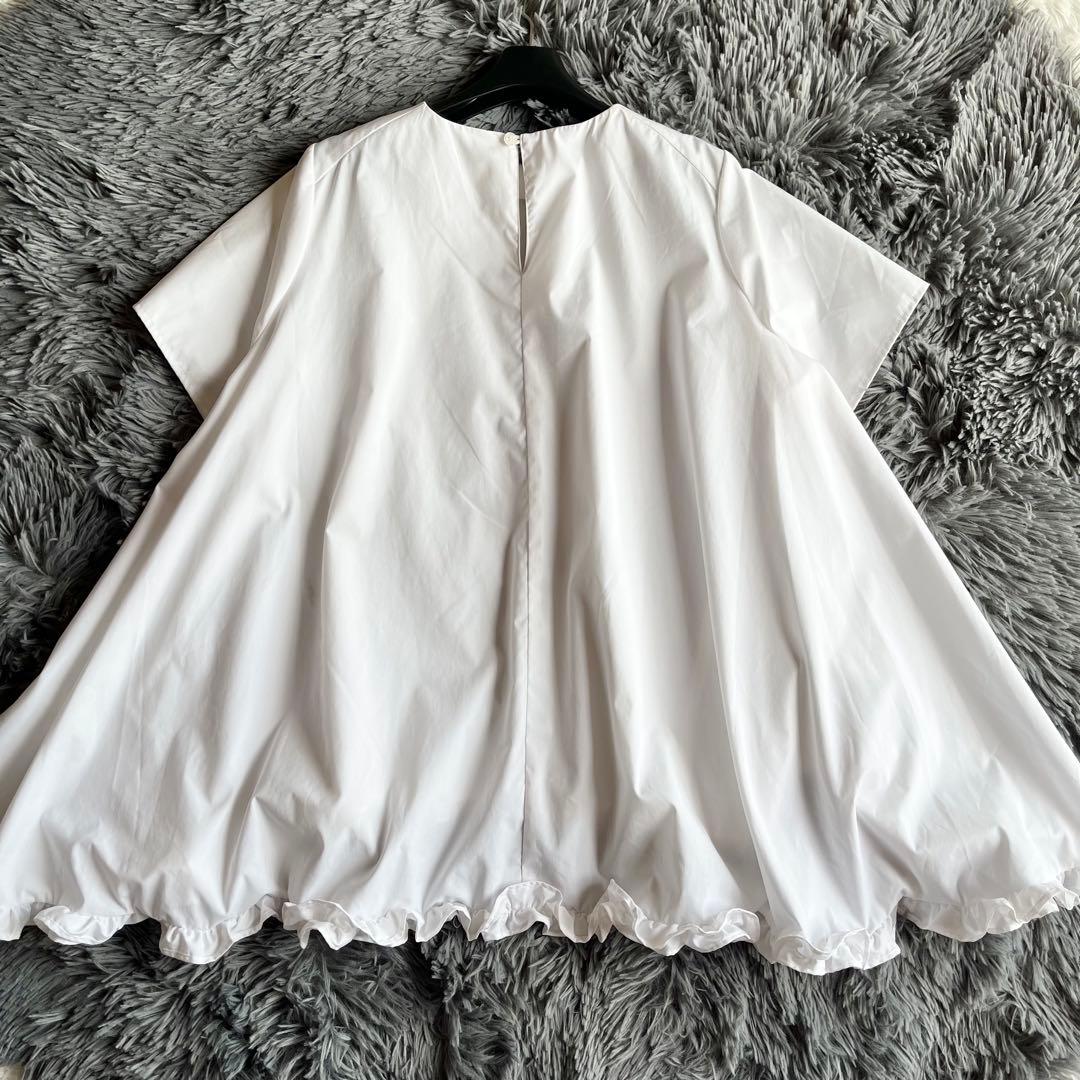 美品 オーガ OHGA 裾フリル半袖ブラウス FRILL BLOUSE 近年