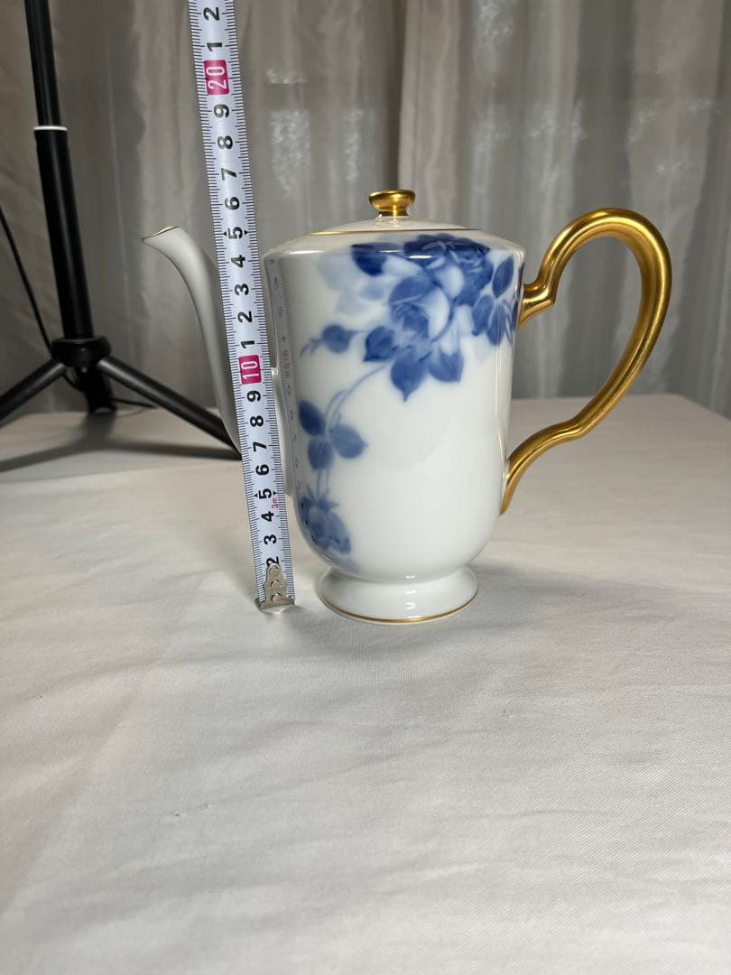 大倉陶園　ブルーローズ　ティーポット