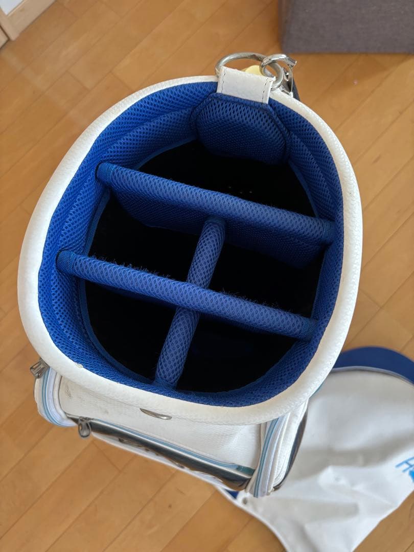 HONMA TOUR WORLD キャディバック