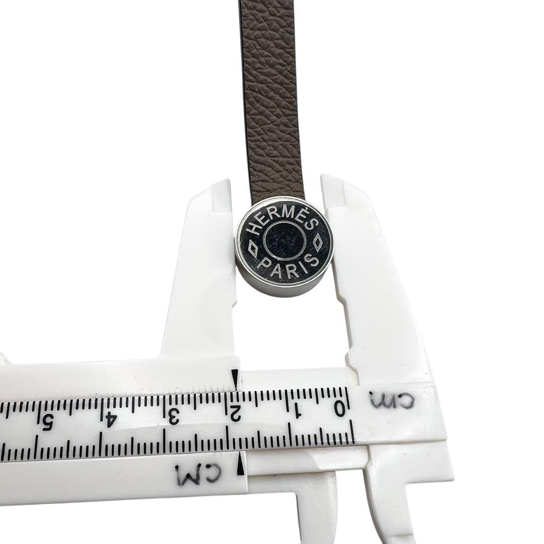 美品✨エルメス　レザー　グローブホルダー　マグネット　グレージュ　ブラウン