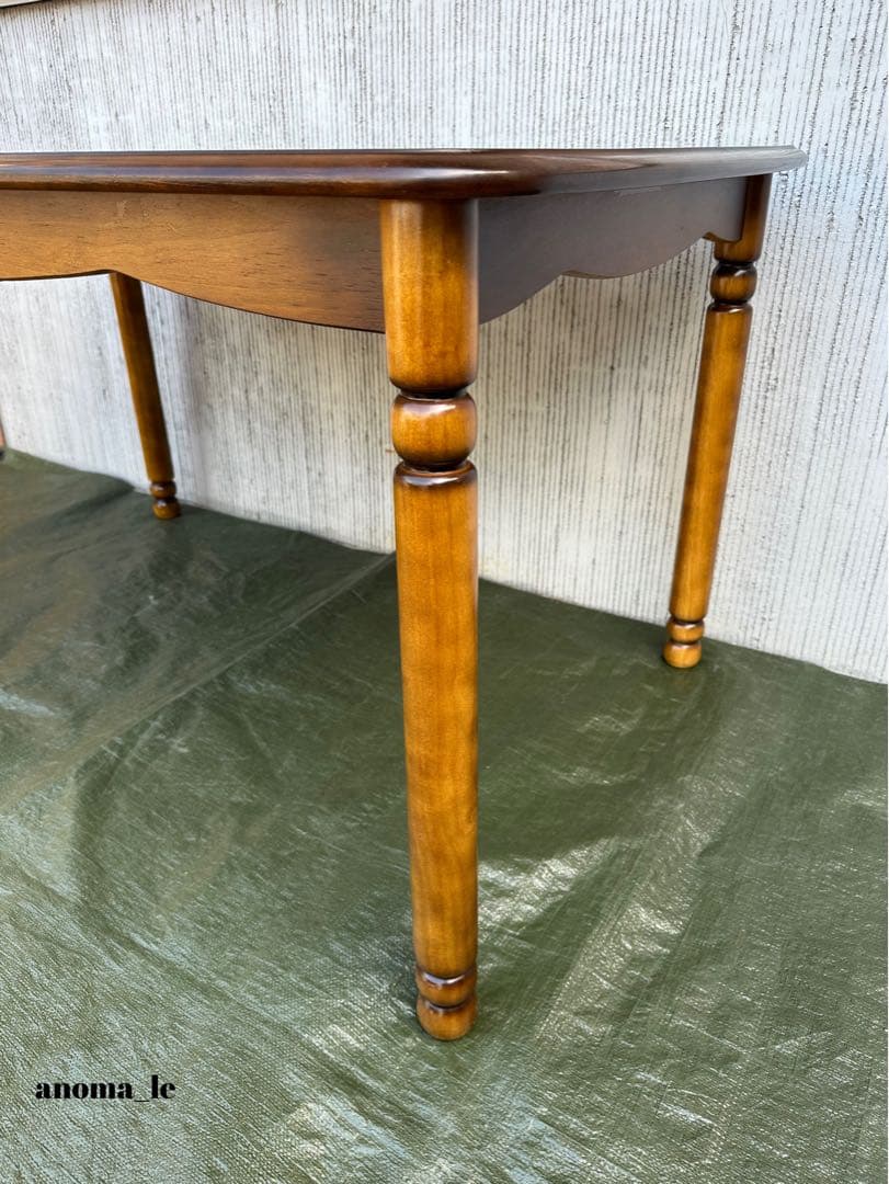 【ダイニングテーブル】国産　karimoku　オールドカリモク　コロニアル