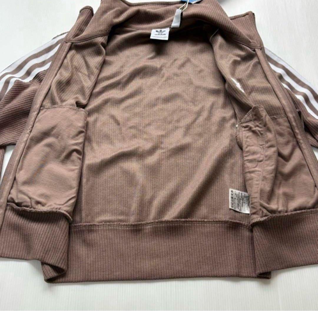 新品　アディダス　adidas KNITTED TOP ニットトップ　　ベージュ