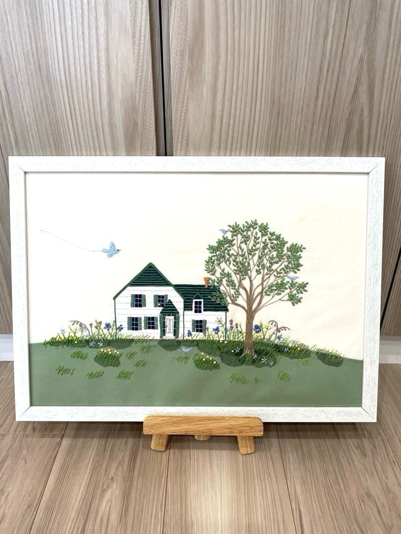 青木和子　刺繍　完成品　赤毛のアンの島　「グリーンゲイブルズ」