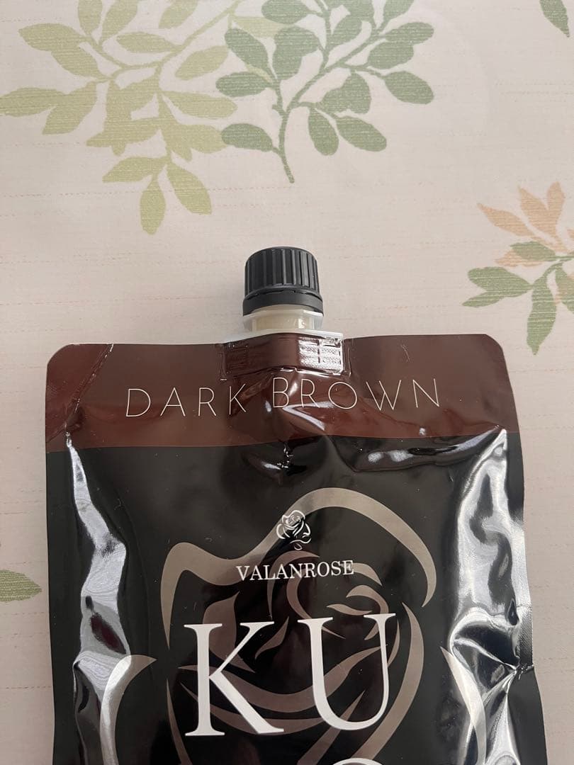VALANROSE Kuro クリームシャンプー ダークブラウン 400ml
